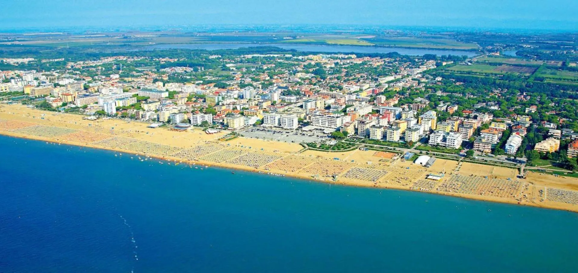 Enjoy The View Of The Garden From Our Balcony Apartment Bibione
