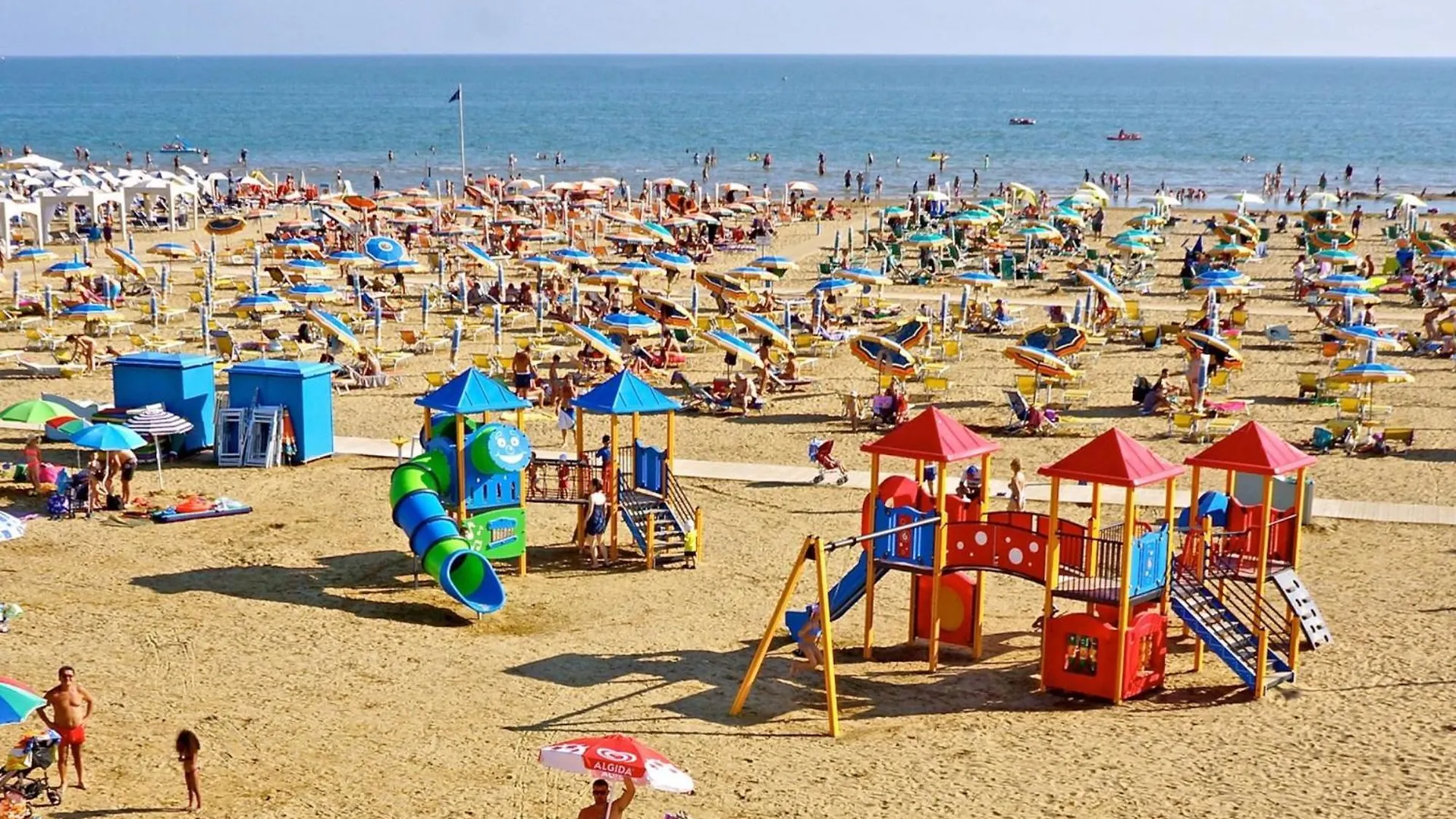 Enjoy The View Of The Garden From Our Balcony Apartment Bibione