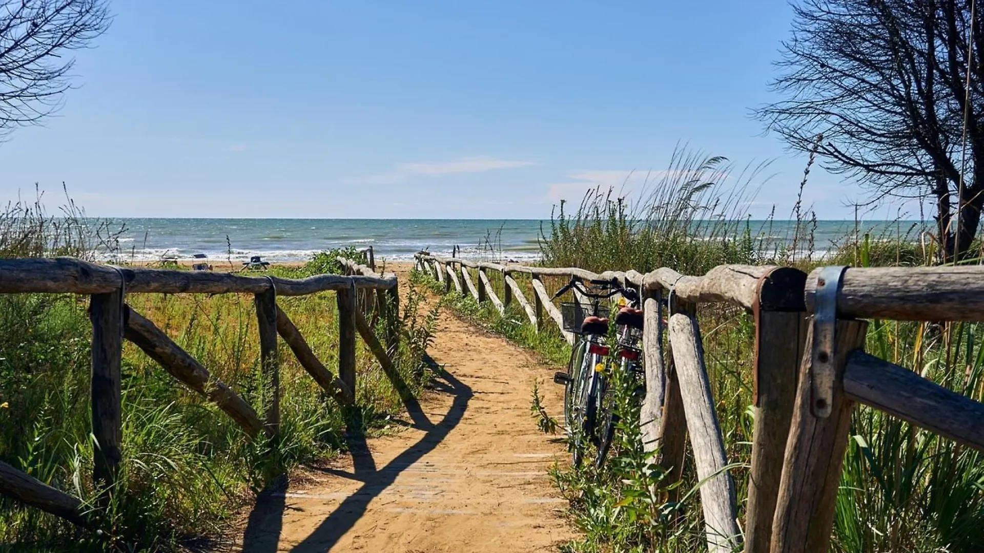 Enjoy The View Of The Garden From Our Balcony Apartment Bibione